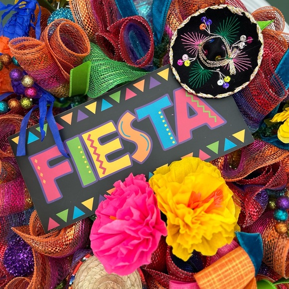 SOLD! Fiesta Wreath - Picture 3 of 3